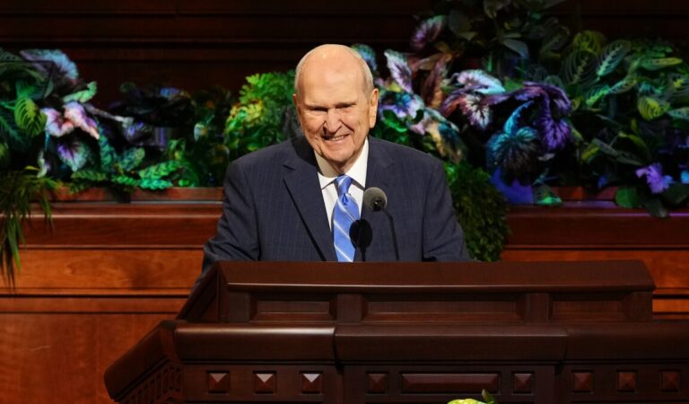 Celebración del Centenario del Presidente Russell M. Nelson: ¡Únete a la Festividad Especial!